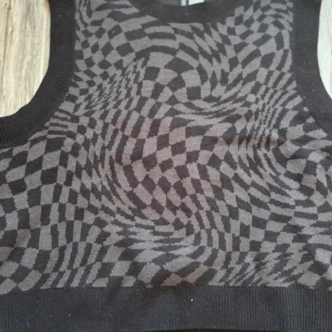 Svart och grå kortkjol samt väst från H&M - 2