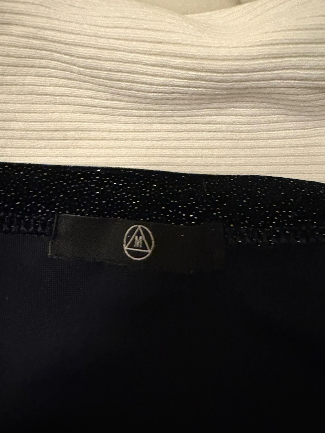 Glittrig marinblå tubklänning  - 1