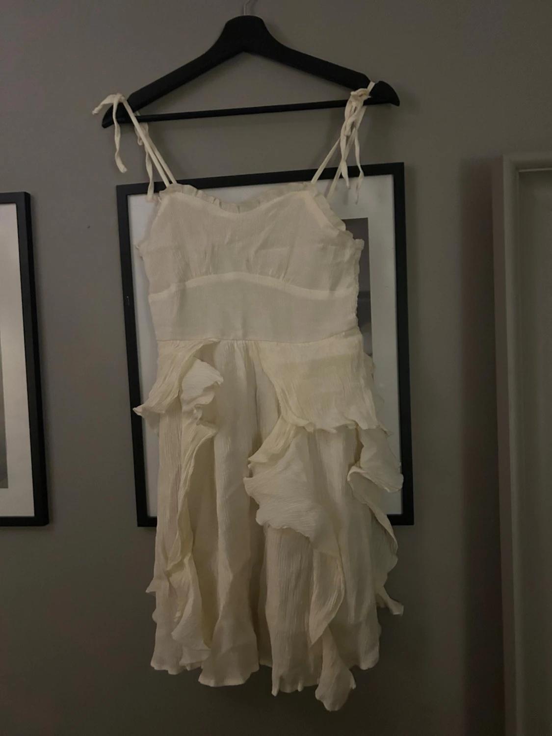 söt mild gul klänning🥹