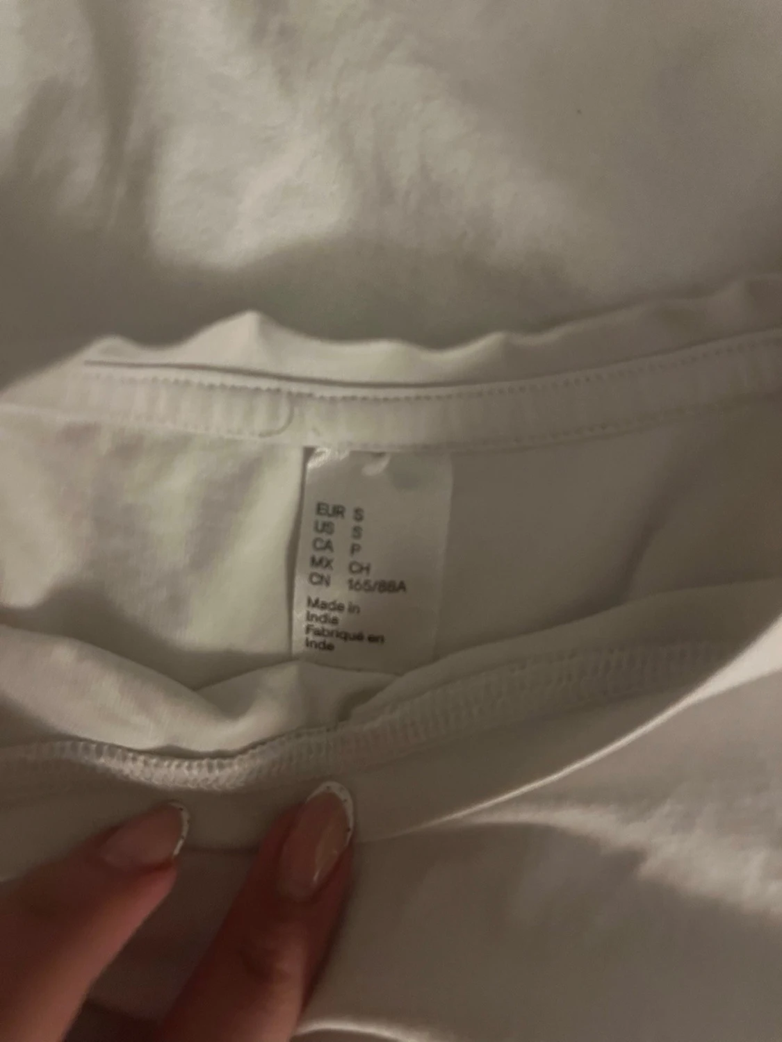 Vit basic t-shirt i bomull - 1