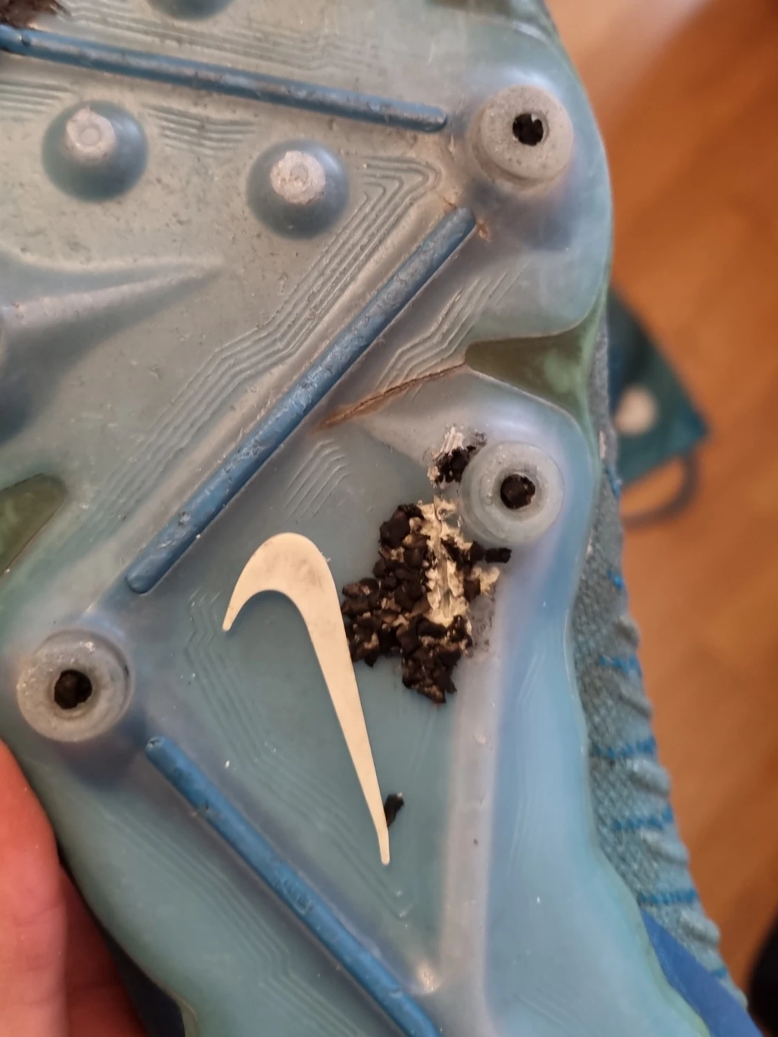 Blå Nike fotbollsskor med snörning - 1