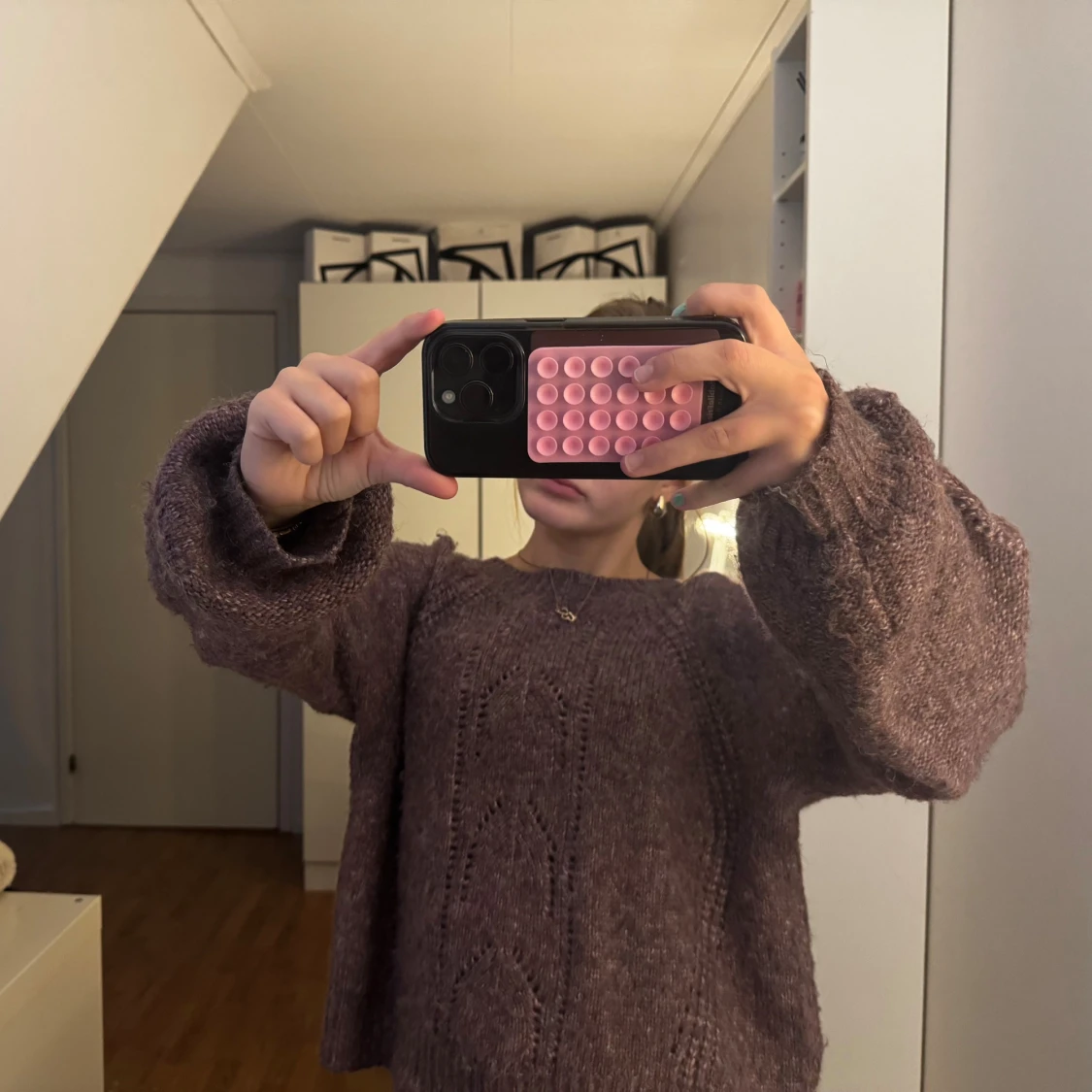 Lila stickad tröja - 2