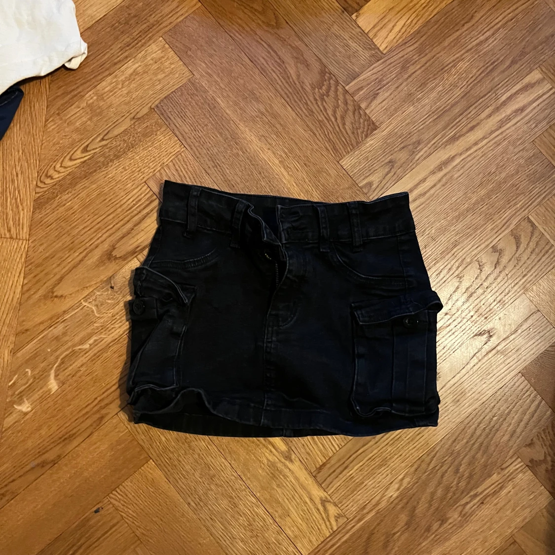 lågmidjad jeans kjol 