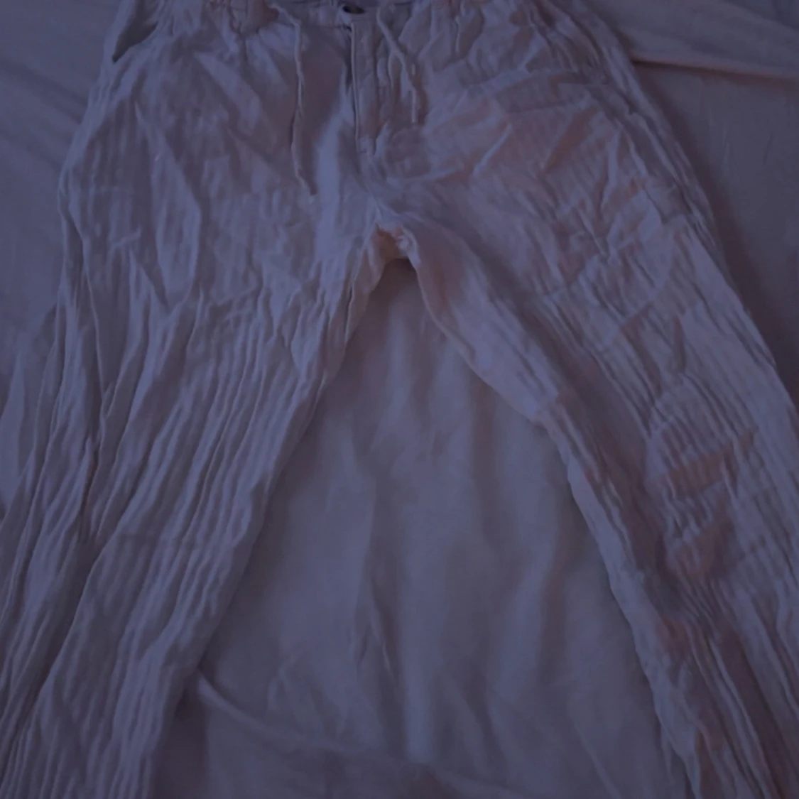 Vita linnebyxor från Lindbergh