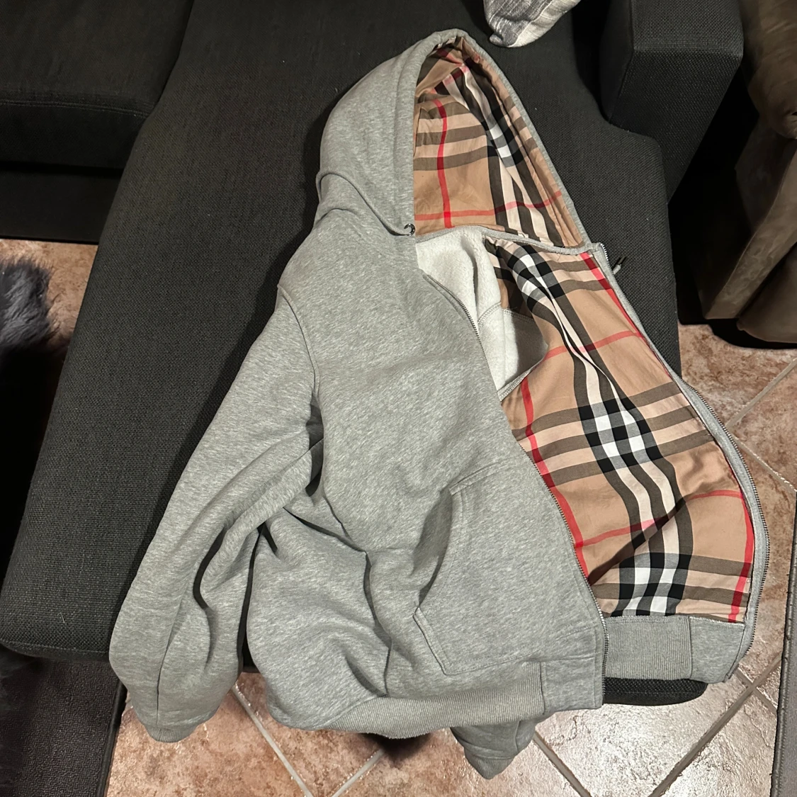  Burberry zip hoodie - 1