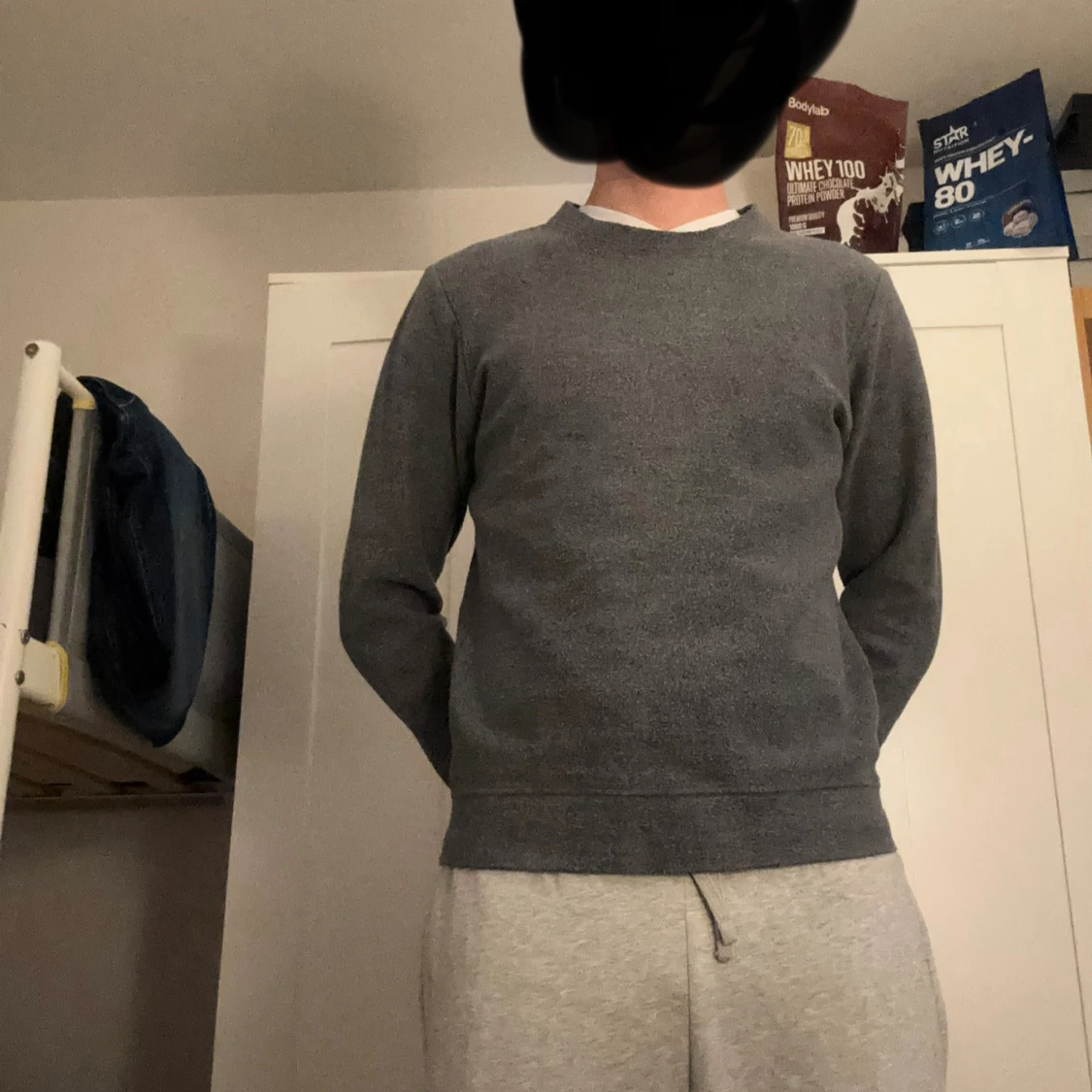 Mörkgrå basic sweatshirt