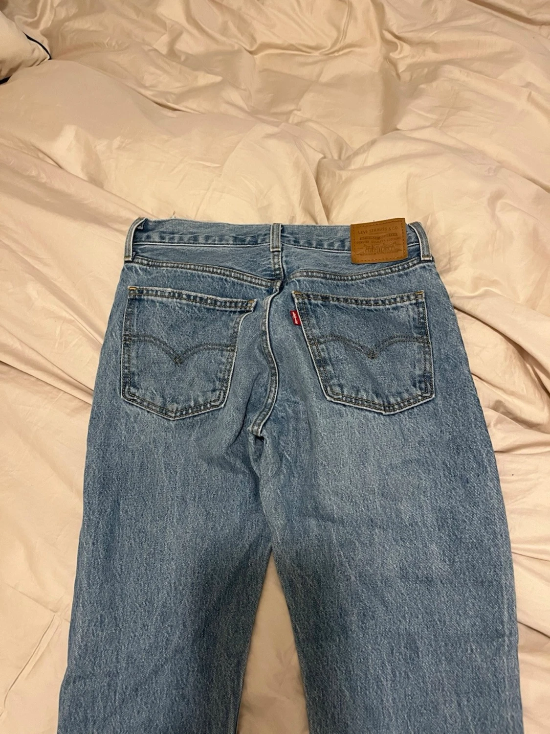 Levi's  Midwaist Straight Jeans 26 - 1