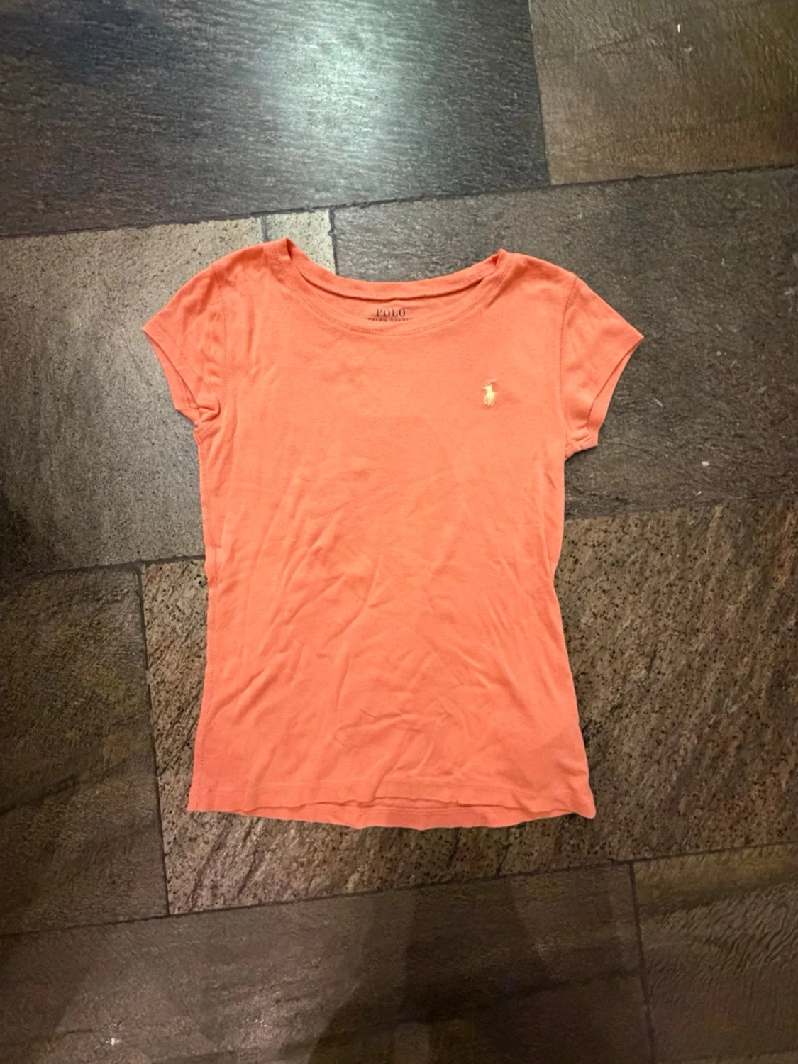 Korallfärgad t-shirt från Polo Ralph Lauren