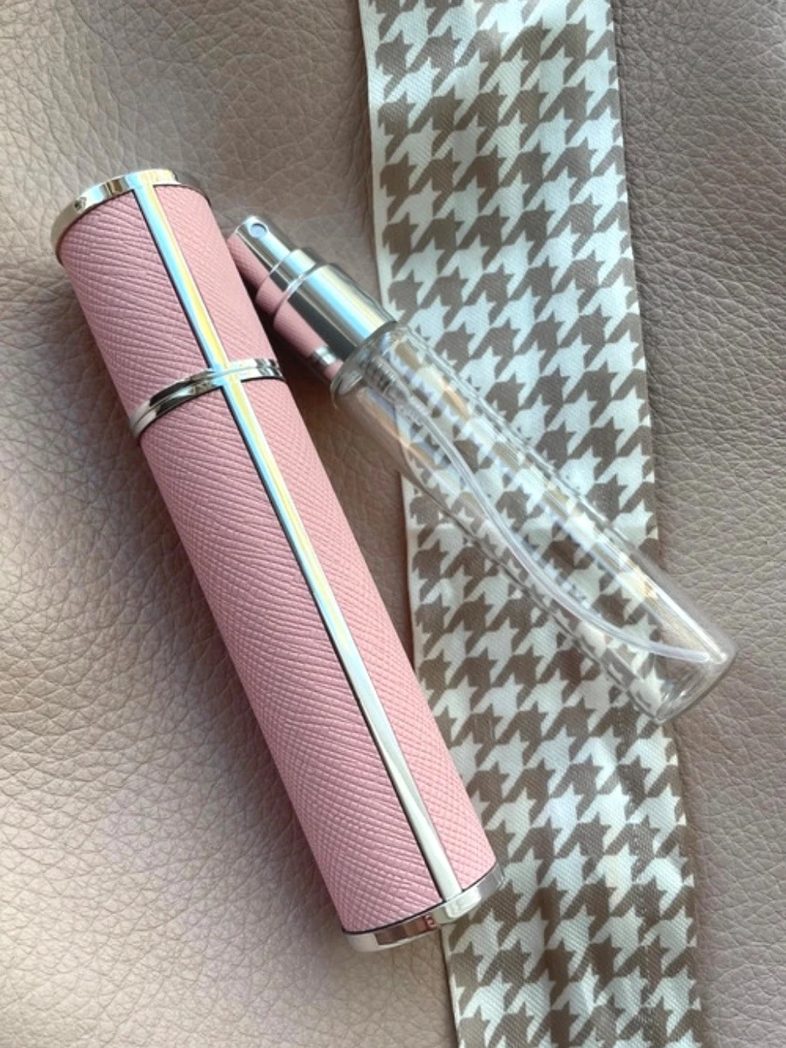 Parfymflaska inför Resan  - 2