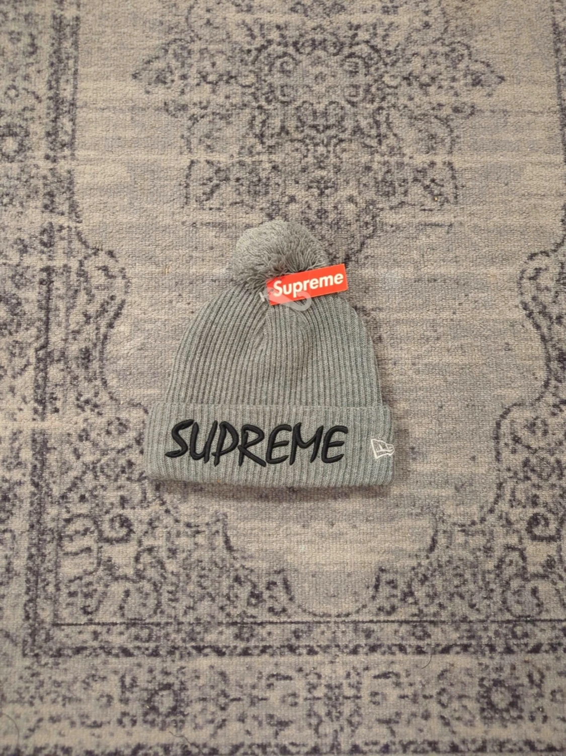 Supreme x New Era - 1