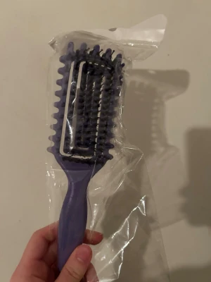 CURLY HAIR borste  - Perfekt för dom som vill få definition i sina lockar 💕 