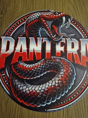 Skylt Pantera - Skylt Panera. Aluminium. 20×20 cm.