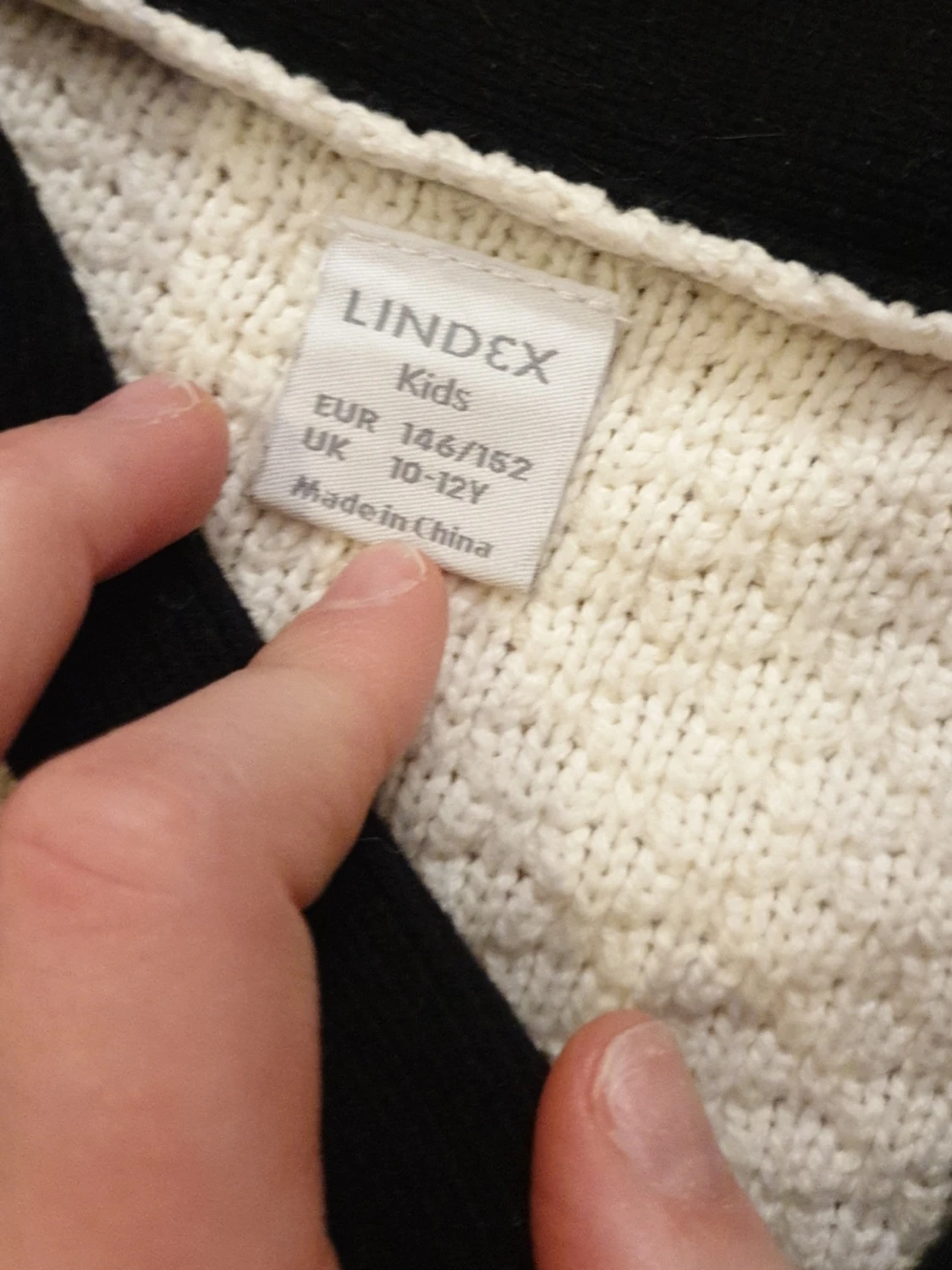 Vit och svart kofta från Lindex - 1