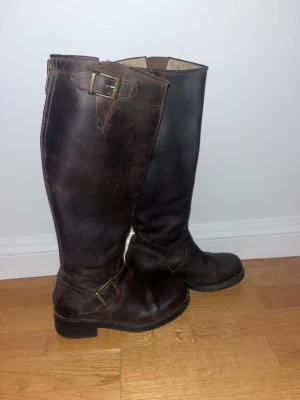 Johnny Bulls stövlar storlek 37 - Bruna Johnny Bulls stövlar i storlek 37