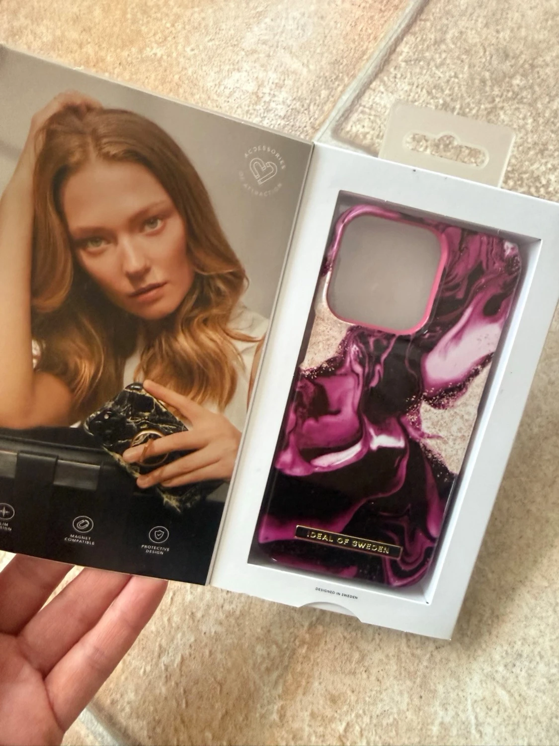 Golden Ruby Marble iPhone 13 Pro Skal - 1