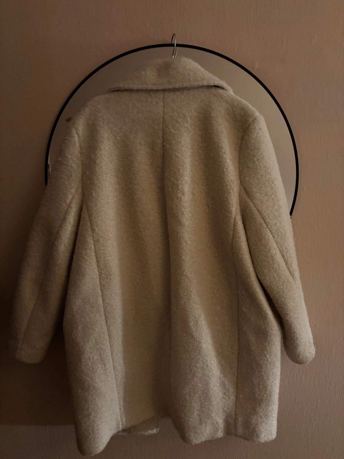 Beige teddyjacka med stora slag - 2