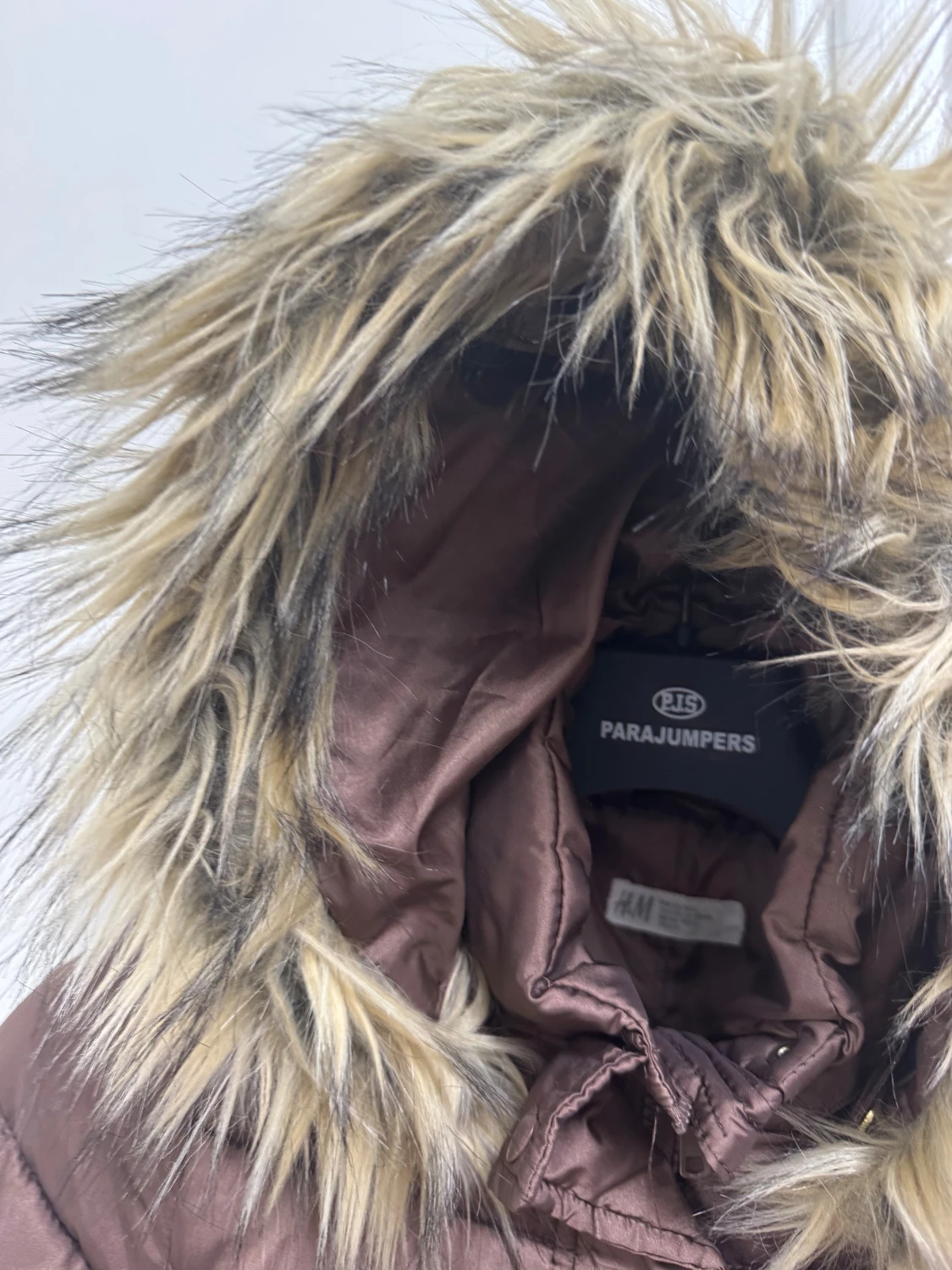 Brun pufferjacka med fuskpäls från H&M - 2