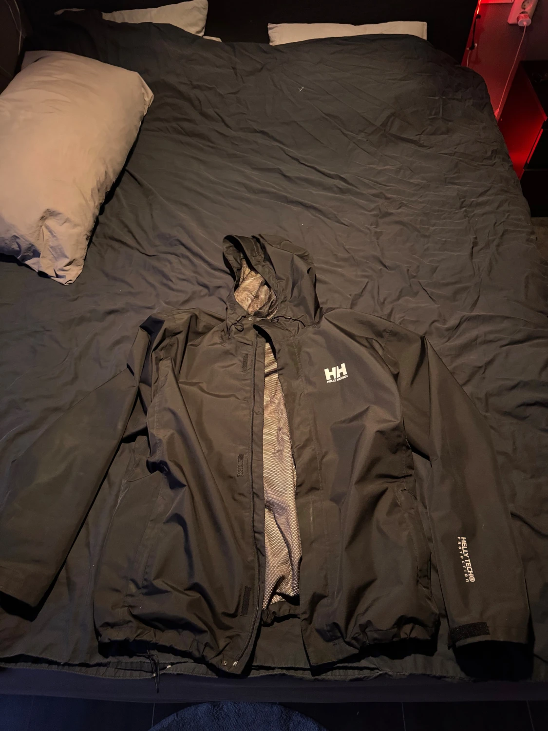 Svart Helly Hansen vindjacka 2XL