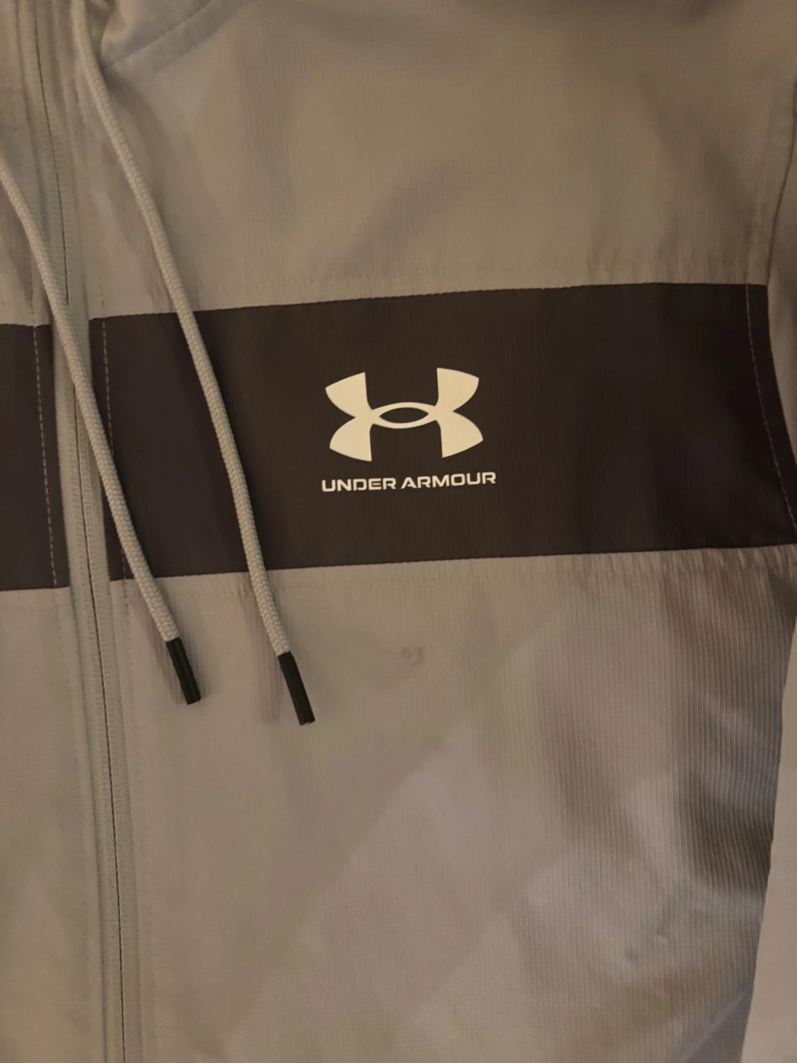 Grå vindjacka Under Armour M - 1