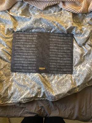 Dator fodral  - Datorfodral från Bianca.