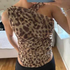 Leopard body - Super snygg leopard body från Zara som inte kommit till användning 🫶