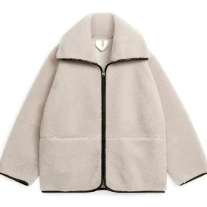 teddyjacka från arket - perfekt skick, originalpris 1590 🫰🏼💓