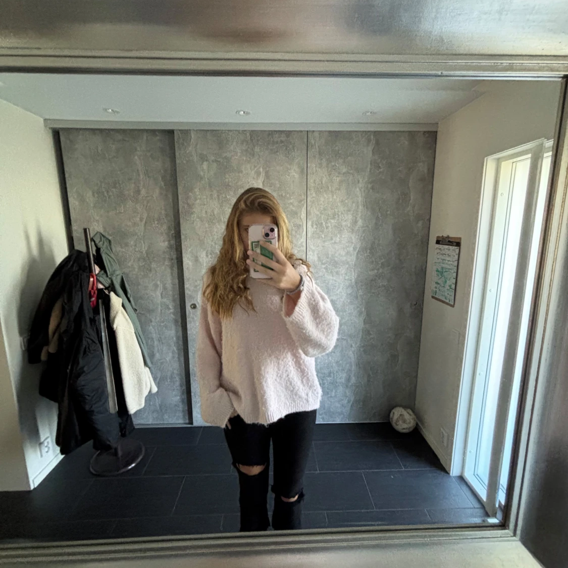 Ljusrosa oversized stickad tröja