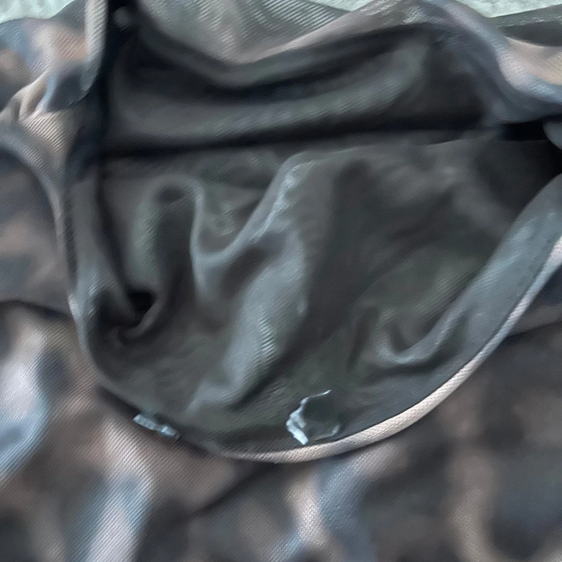 Leopardmönstrad ärmlös topp - 2