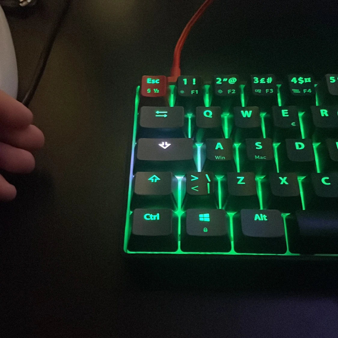 NOS CA250 RGB Mekaniskt Tangentbord - 4