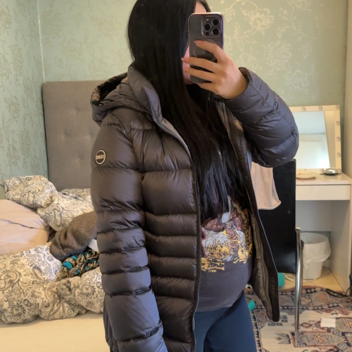 Svart dunjacka från Colmar med huva - 1