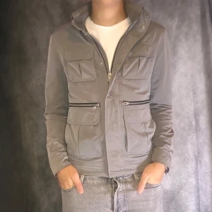 J.Lindberg fieldjacket - Mycket fint skick | Size S | fraktar spårbart inom 24 timmar |  för att köpa klicka ” köp nu” | vid frågor skriv ett meddelande |