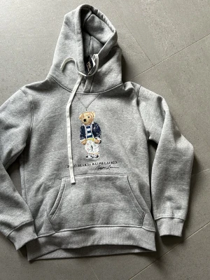Polo Ralph Laurent Hoodie - Storlek M - liten i storlek 