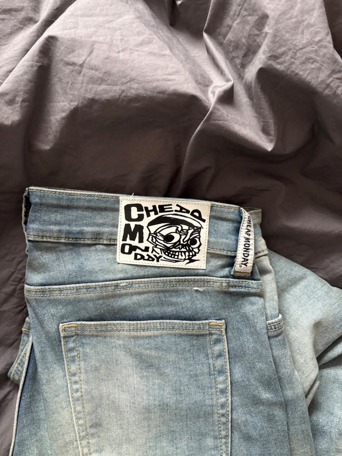 Cheap Monday ljusblå bootcut jeans