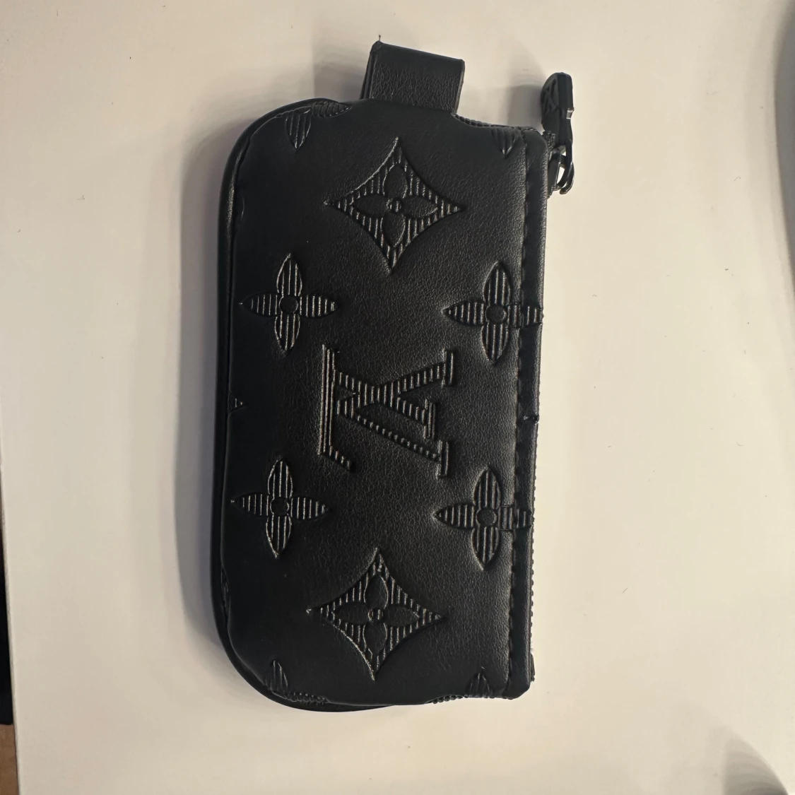 Louis Vuitton svart axelväska i skinn, kvitto finns!! - 2