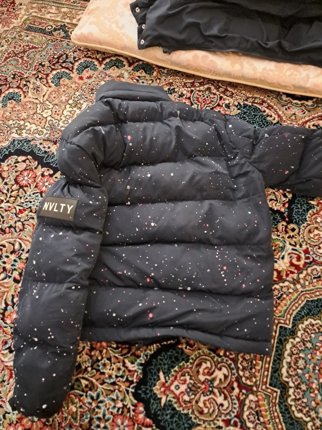 Mörkblå pufferjacka från NVLTY S - 1