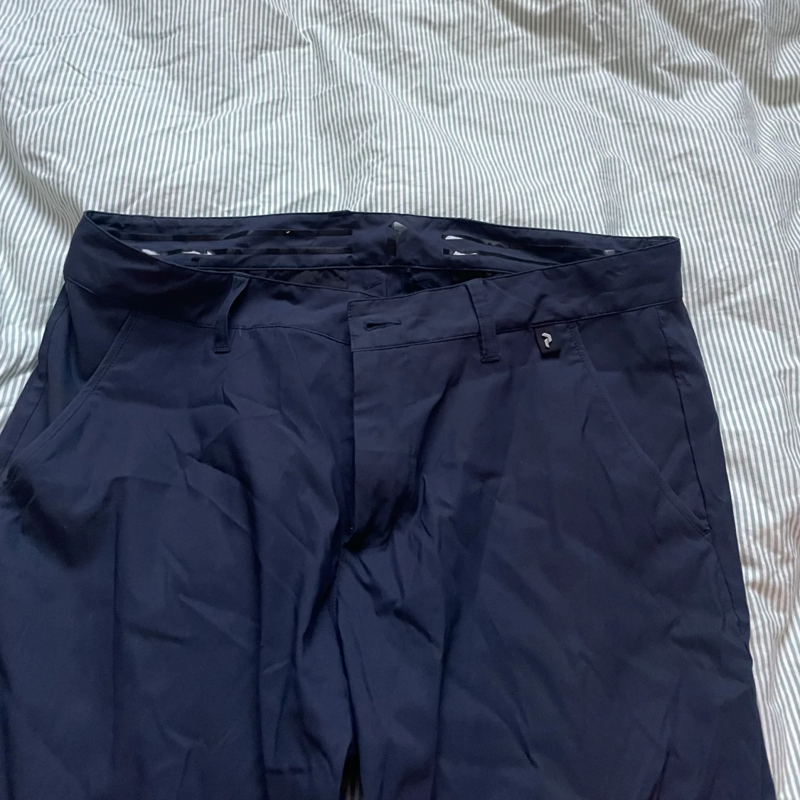 Mörkblå golfbyxor Peak Performance - 3