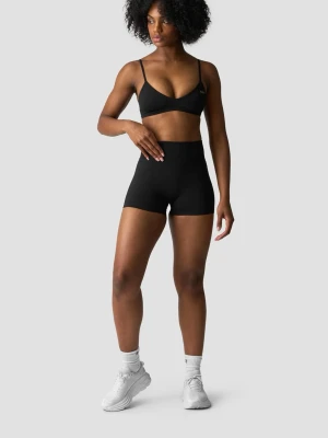 Minimal sports bra ICIW - Säljer denna sport bh från ICANIWILL Enbart provat den, köpt för 399 🥰