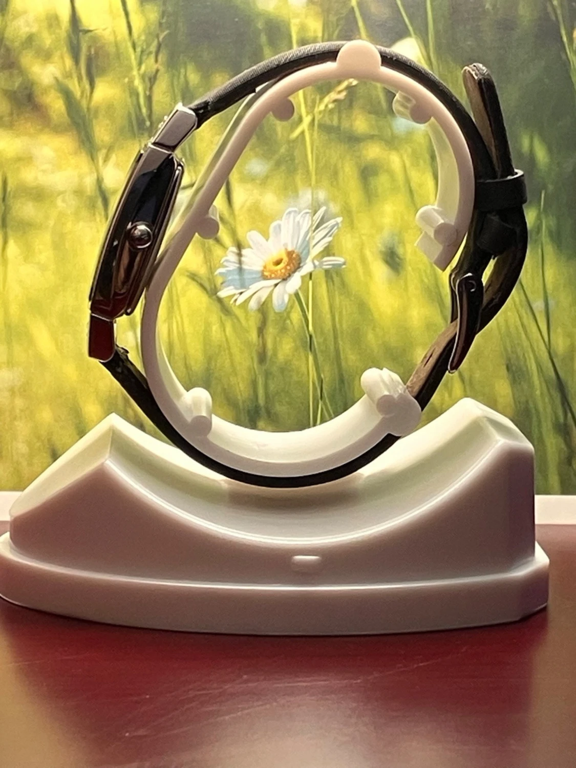 Svart Skagen klocka med diamantdetaljer - 2