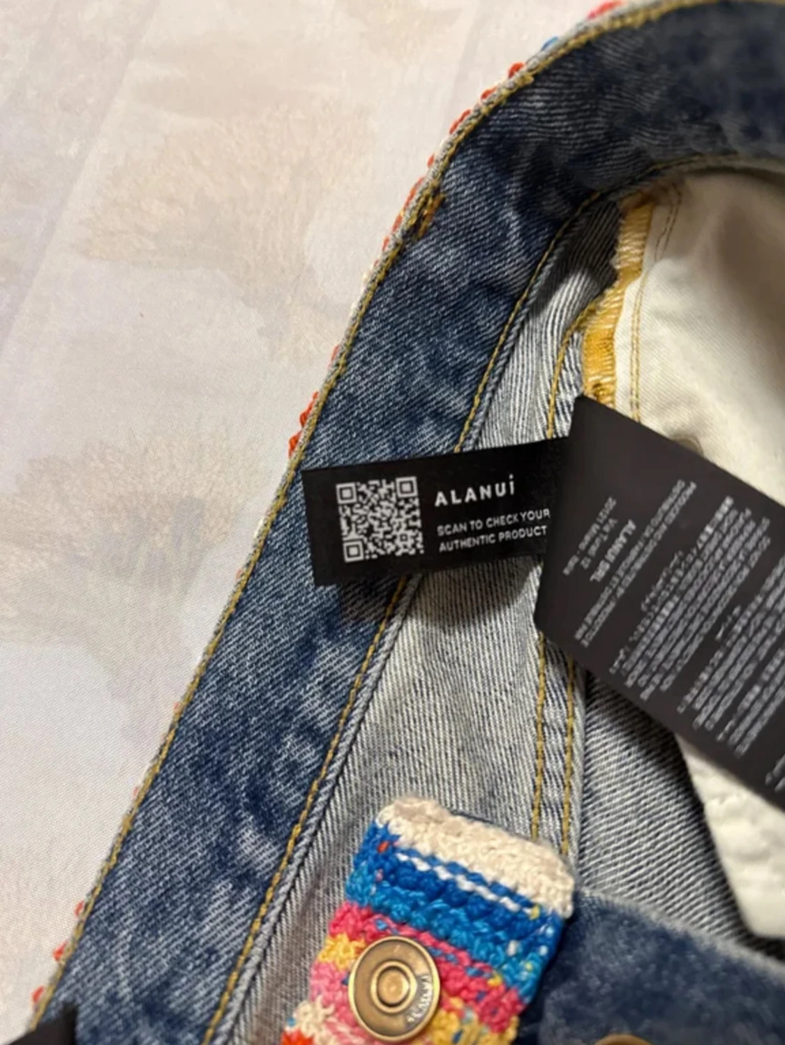 Alanui denimshorts med regnbågsdetaljer - 5