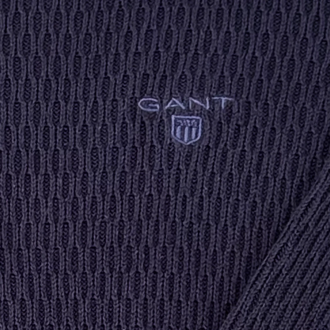 Stickad GANT-tröja S – perfekt till hösten 🍂 - 1