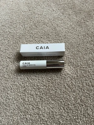 Caia ögonbrynsgele  - Helt ny, nypris 225kr mitt pris 139kr men priser går att diskuteras, säljer även fler Caia produkter💞