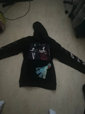 Off white hoodie - Skön offwhite hoodie, storlek S 