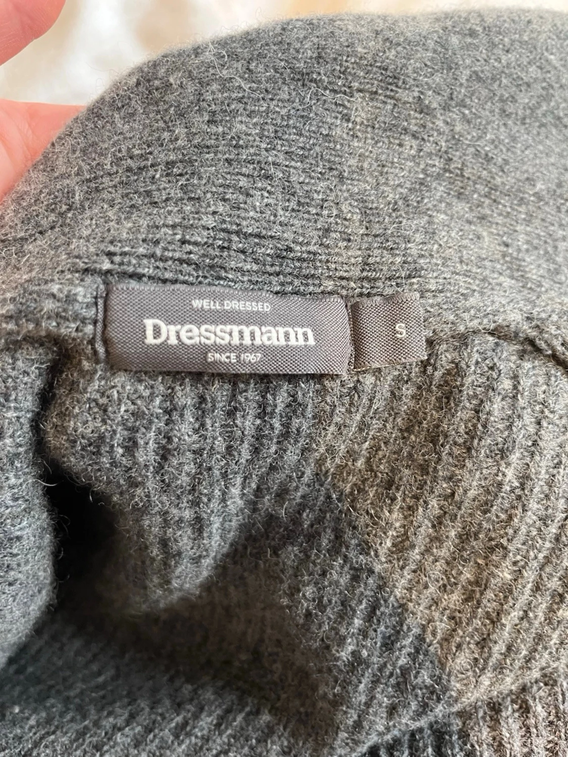 Stickad cardigan - 4