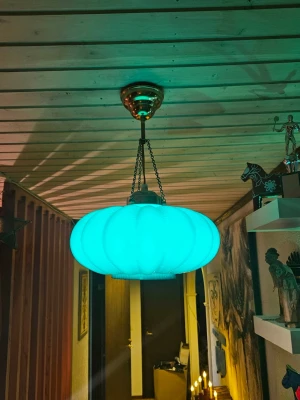 Vackert Murano glas (rare) - Bilderna visar en taklampa i glas av grön karaktär 