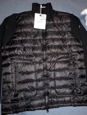 Moncler knitwear  -  Skickas ut inom 24h,Pris kan diskuteras🙌🏼 