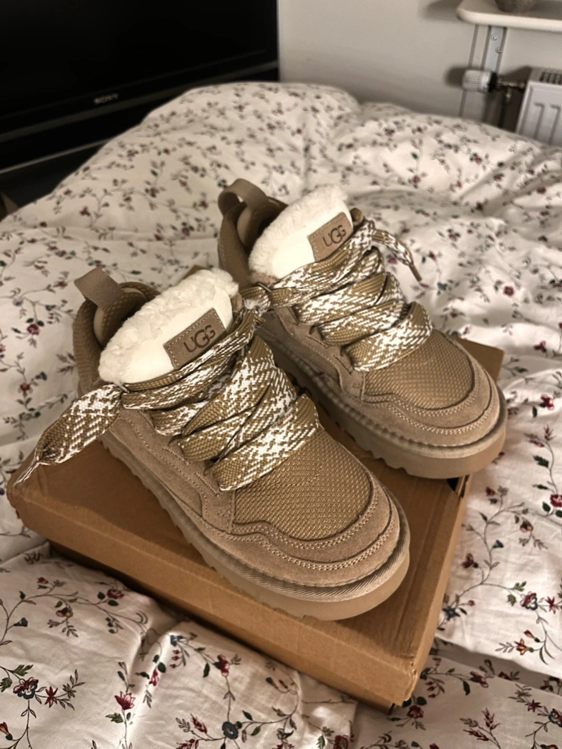 Ugg Lowmel Chestnut strl 39