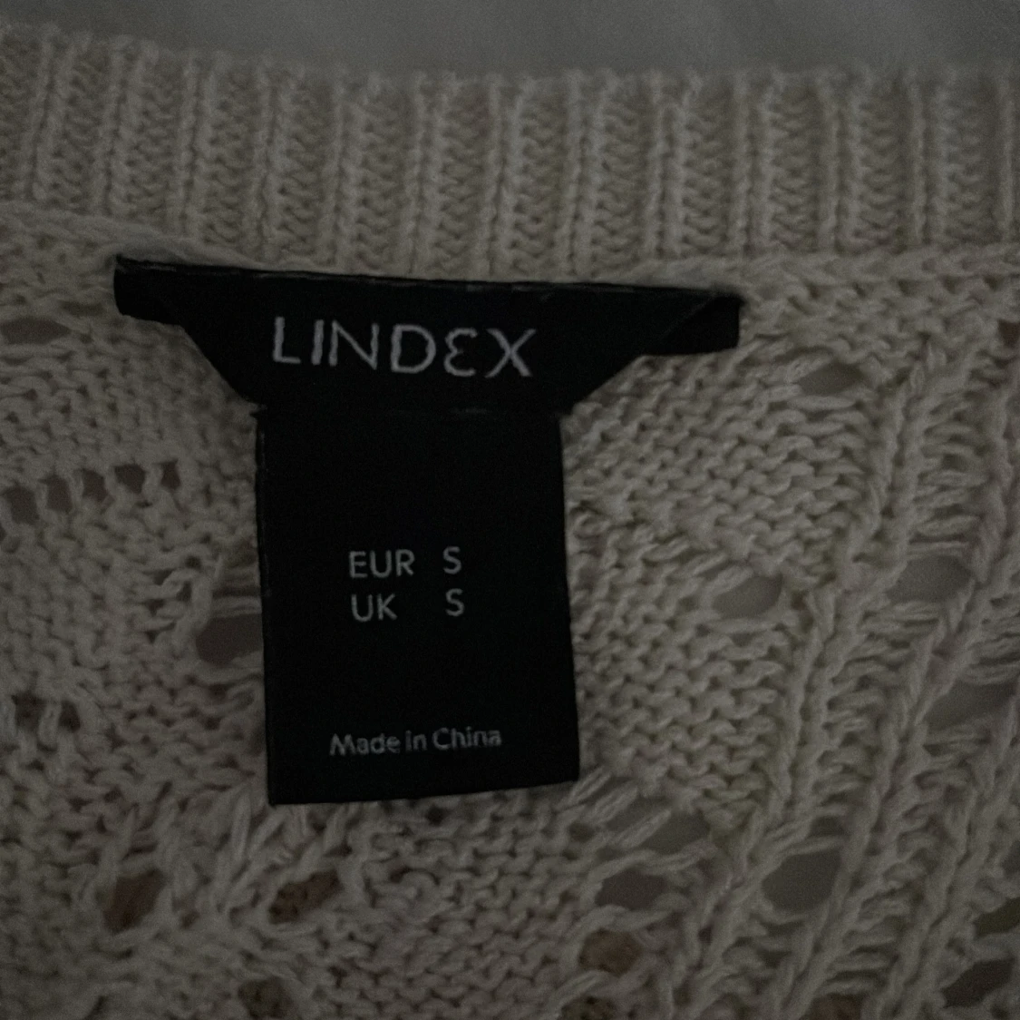 Vit stickad topp från Lindex - 2