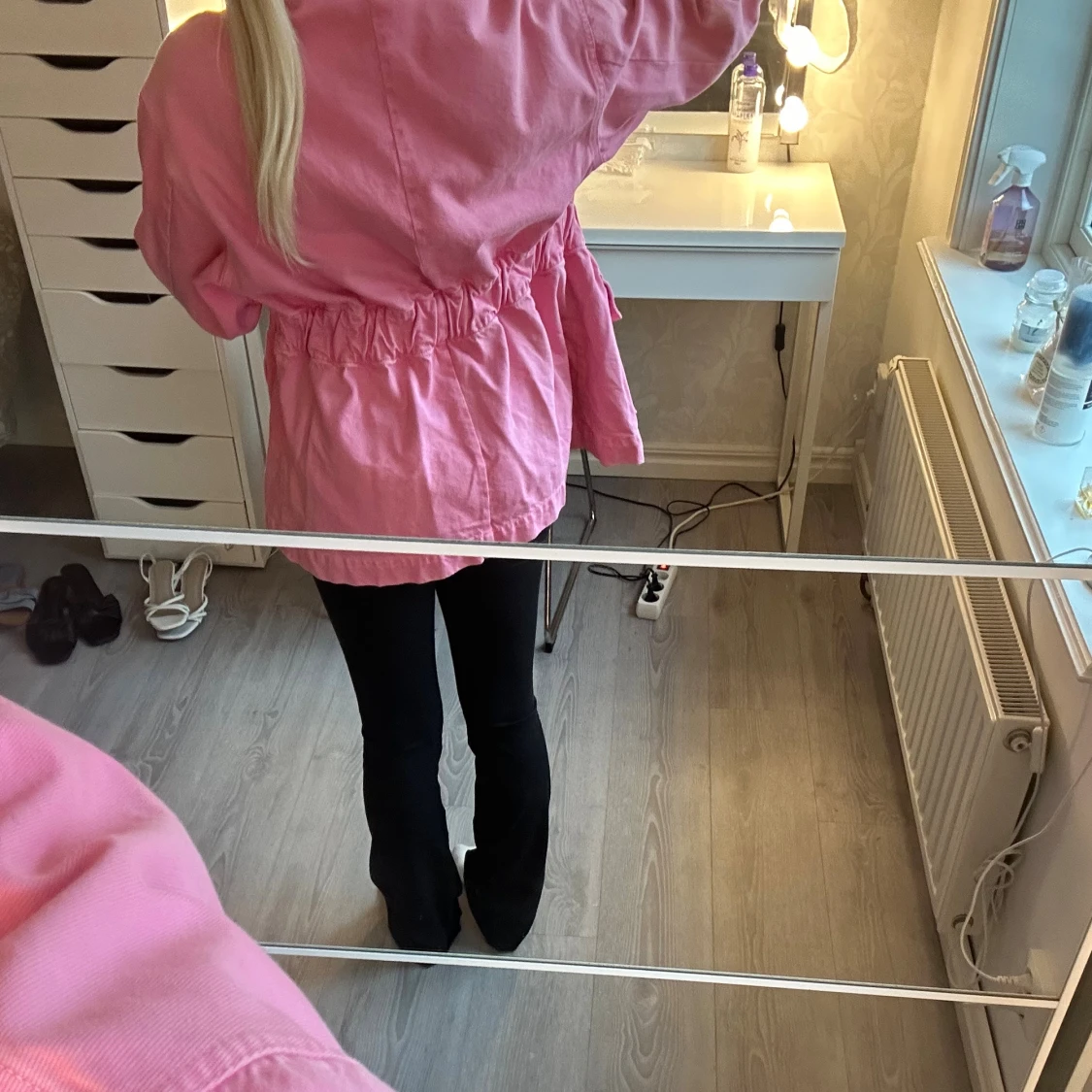 skrikrosa overshirt/jeansjacka med fickor - 2