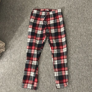 Pyjamasbyxor - Knappt använda, storlek 158/164, alltså s/xs