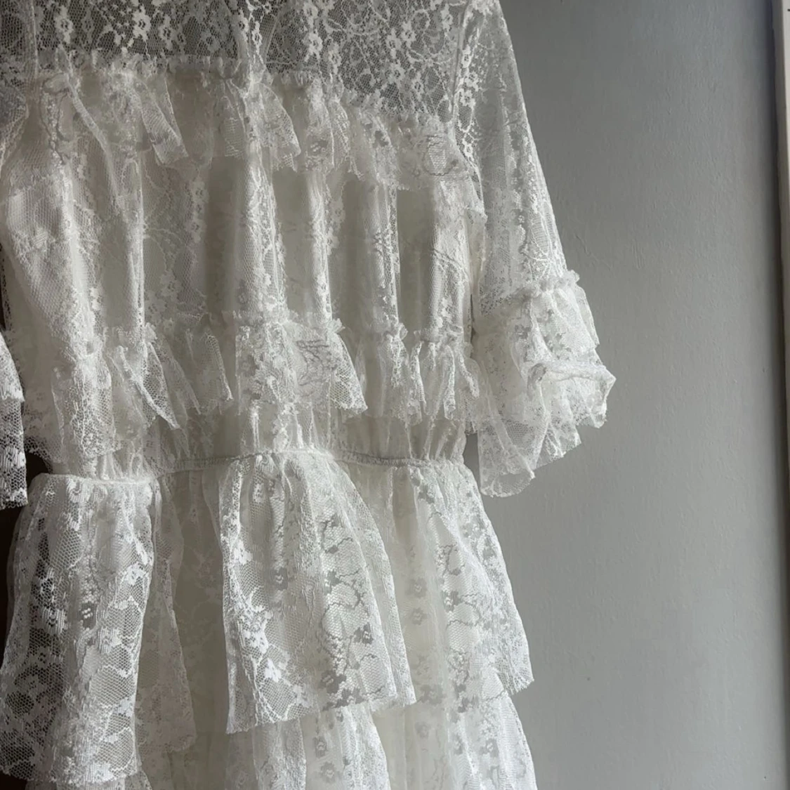 Frill lace dress - 1